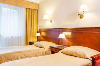 Отель Hotel Duo Spa Янув-Любельский Улучшенный двухместный номер с 1 кроватью или 2 отдельными кроватями, пакет спа-услуг-4